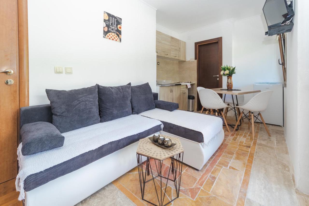 Guest House Zuber Budua Esterno foto